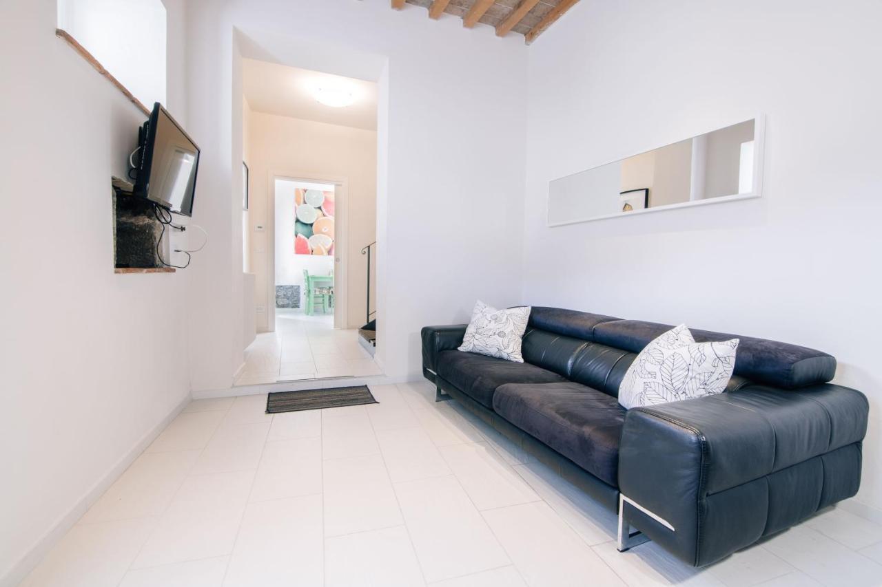 Holiday Home Il Borgo Degli Agrumi Uzzano المظهر الخارجي الصورة