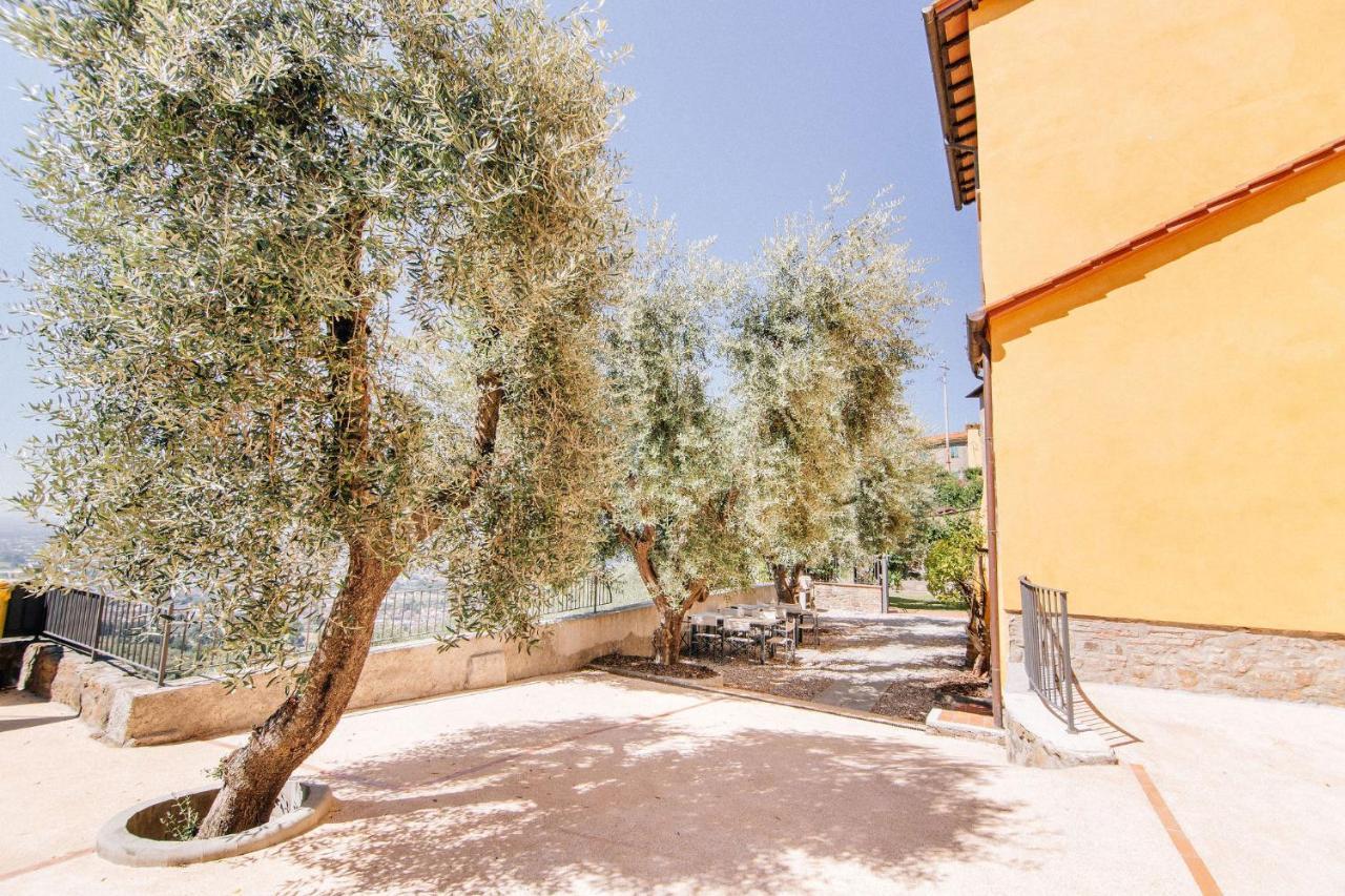 Holiday Home Il Borgo Degli Agrumi Uzzano المظهر الخارجي الصورة